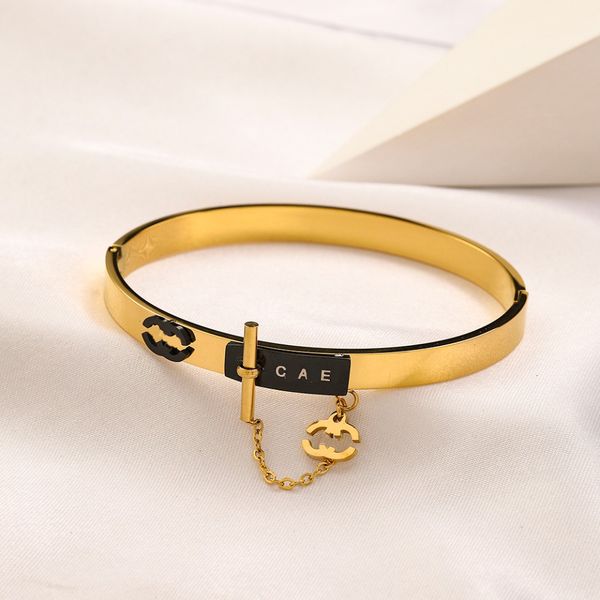 18k gold designer bracelet love princess gifts jewelry bracelet 18k gold plated women's love cuff bangle luxury party wedding jewelry w, Black
18k gold designer bracelet love princess gifts jewelry bracelet 18k gold plated women's love cuff bangle luxury party wedding jewelry w, Black