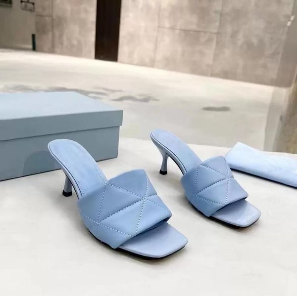 2023 designer slippers quilted nappa sandal triangle logo women slipper lattice slides rubber high heels soft suede leather slide, Black
2023 designer slippers quilted nappa sandal triangle logo women slipper lattice slides rubber high heels soft suede leather slide, Black