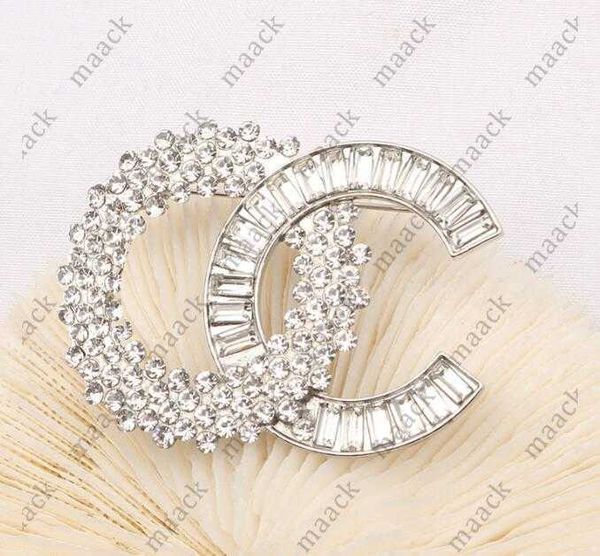 women brand designer double letter brooches simple rhinestone diamond crystal circle metal brooch suit laple pin fashion women jewelry acces, Gray
women brand designer double letter brooches simple rhinestone diamond crystal circle metal brooch suit laple pin fashion women jewelry acces, Gray