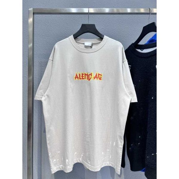 2023 womens designer t shirt tracksuit {straight} high family lightning letter os version sleeve t-shirt, White;black
2023 womens designer t shirt tracksuit {straight} high family lightning letter os version sleeve t-shirt, White;black