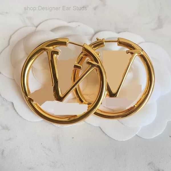 stud luxury big gold hoop earring for lady orrous girls ear s set designer jewelry valentine's day gift engagement bride 1 gwk1, Golden;silver
stud luxury big gold hoop earring for lady orrous girls ear s set designer jewelry valentine's day gift engagement bride 1 gwk1, Golden;silver