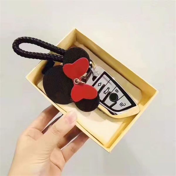 2021 keychain key chain buckle keychains lovers car handmade leather men women bags pendant accessories 5 color 65221 with box dus239i, Silver
2021 keychain key chain buckle keychains lovers car handmade leather men women bags pendant accessories 5 color 65221 with box dus239i, Silver