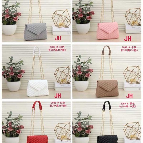 2023 zipper open pocket solid white soft handle small square bag with middle printing horizontal
2023 zipper open pocket solid white soft handle small square bag with middle printing horizontal