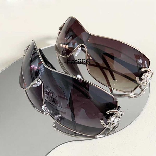 retro one piece sunglasses women luxury oversized wrap around sun glasses uv400 ladies 2022 new fashion eyewear shades, White;black
retro one piece sunglasses women luxury oversized wrap around sun glasses uv400 ladies 2022 new fashion eyewear shades, White;black