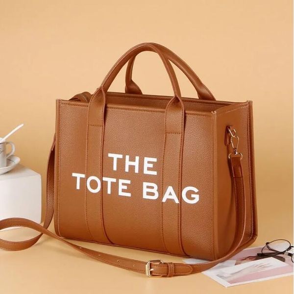 the tote bag shoulder messenger bag cool practical large capacity plain cross body shoulder handbags women great coin purse crossbody casual
the tote bag shoulder messenger bag cool practical large capacity plain cross body shoulder handbags women great coin purse crossbody casual