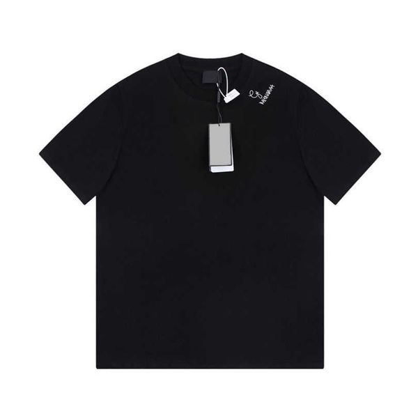 2023 new women's tshirt shirt version family co branded graffiti large letter embroidery pure sleeve summer label wear, White;black
2023 new women's tshirt shirt version family co branded graffiti large letter embroidery pure sleeve summer label wear, White;black