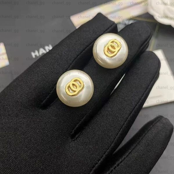 designers womens brand designer earrings ear stud crystal women elegance temperament simple ladies wedding party jewelry gift accessories, Golden;silver
designers womens brand designer earrings ear stud crystal women elegance temperament simple ladies wedding party jewelry gift accessories, Golden;silver
