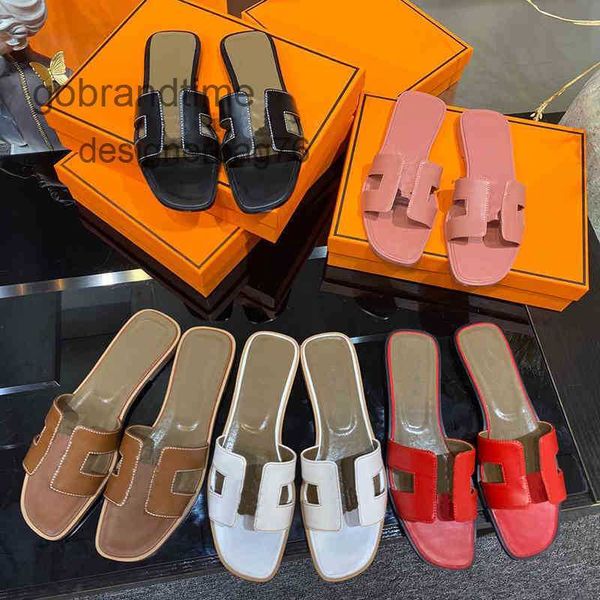 luxury designer classic slippers beach flat woman summer lady cartoon big head leather l bath fashion women shoes
luxury designer classic slippers beach flat woman summer lady cartoon big head leather l bath fashion women shoes