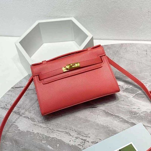 2023 new versatile premium bag one shoulder crossbody handbag palm pattern women's fashion
2023 new versatile premium bag one shoulder crossbody handbag palm pattern women's fashion