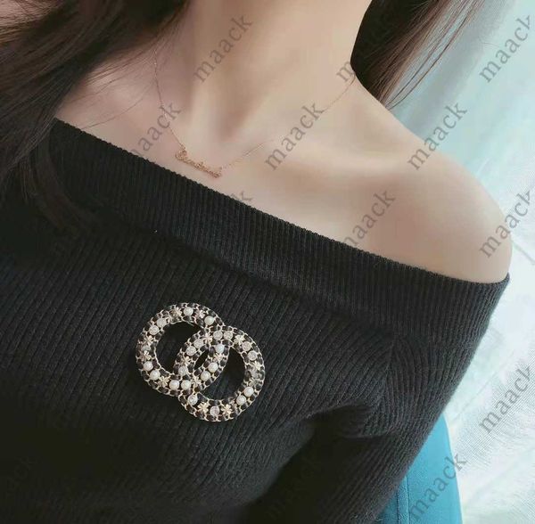 new style hollow black leather braided letters rhinestone pearl brass fashion elegant m230411, Gray
new style hollow black leather braided letters rhinestone pearl brass fashion elegant m230411, Gray