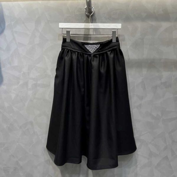 designer summer women t shirt shirt triangle a-line large swing umbrella skirt spring/summer 2023 versatile celebrity mid length half-length, Black
designer summer women t shirt shirt triangle a-line large swing umbrella skirt spring/summer 2023 versatile celebrity mid length half-length, Black