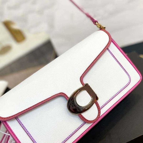 shoulder bag simple and clean square white accessory crossover underarm clutch strap fashion single messengers purses 230407
shoulder bag simple and clean square white accessory crossover underarm clutch strap fashion single messengers purses 230407