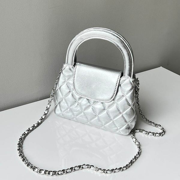 portable mini women designer crossbody bag luxury handbag lambskin leather quilted hardware multi pochette passport holders classic flap sho
portable mini women designer crossbody bag luxury handbag lambskin leather quilted hardware multi pochette passport holders classic flap sho