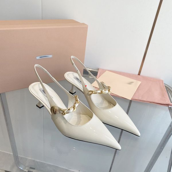 2023 fashion designer high heels dress shoes sandals women luxury glitter rivets triple black white patent leather suede party womens weddin
2023 fashion designer high heels dress shoes sandals women luxury glitter rivets triple black white patent leather suede party womens weddin