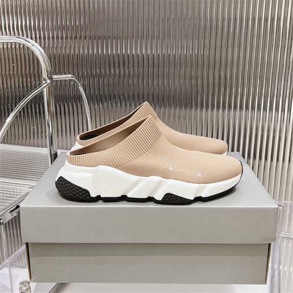 fashion slippers 2023 balencaigaity summer men's and women's flats thick soled leather rubber letter logo casual socks slippers 04, Black
fashion slippers 2023 balencaigaity summer men's and women's flats thick soled leather rubber letter logo casual socks slippers 04, Black