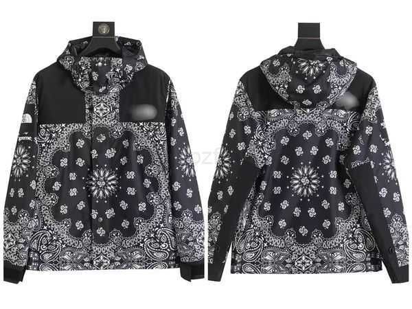 men's jackets american outdoor t classic mountain function windproof and waterproof splicing japanese retro hooded charge coat 20lf35, Black;brown
men's jackets american outdoor t classic mountain function windproof and waterproof splicing japanese retro hooded charge coat 20lf35, Black;brown