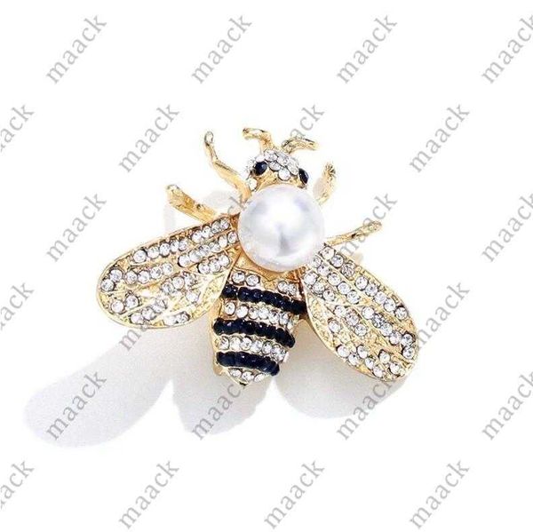 luxury designer men women pins brooches gold silver letter brooch suit dress for party nice gift m230410, Gray
luxury designer men women pins brooches gold silver letter brooch suit dress for party nice gift m230410, Gray