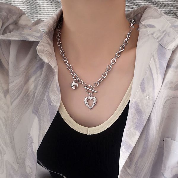 chokers metal necklace for women love heart pendant thick alloy chain simple punk jewelry gift girls bn 230410, Golden;silver
chokers metal necklace for women love heart pendant thick alloy chain simple punk jewelry gift girls bn 230410, Golden;silver