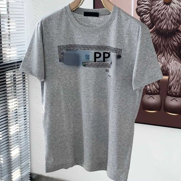 2023 t-shirt designer models of the new trend of men and women with the same summer printed pattern cotton short-sleeved, White;black
2023 t-shirt designer models of the new trend of men and women with the same summer printed pattern cotton short-sleeved, White;black