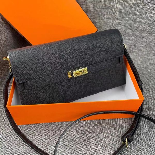 fashion new shoulder bag designer crossbody bag women's brand purse high-end leather women's bag handbag classic luxury oblique un
fashion new shoulder bag designer crossbody bag women's brand purse high-end leather women's bag handbag classic luxury oblique un