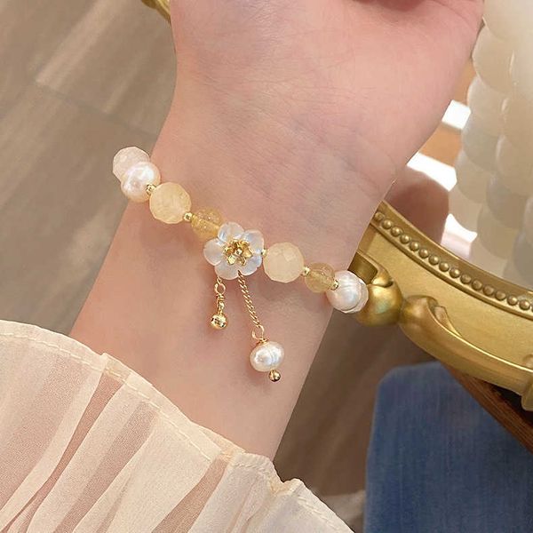 2023 spring new super immortal fresh natural seashell flower sweet sen series princess style yellow crystal bracelet, Golden;silver
2023 spring new super immortal fresh natural seashell flower sweet sen series princess style yellow crystal bracelet, Golden;silver