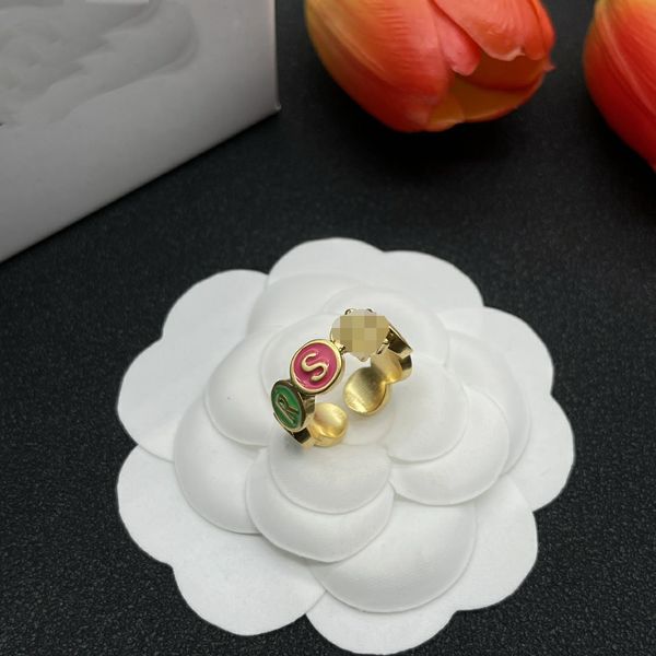 new designer design brass band rings classic jewelry fashion ladies rings holiday jewelry gifts mr6 --01, Golden;silver
new designer design brass band rings classic jewelry fashion ladies rings holiday jewelry gifts mr6 --01, Golden;silver
