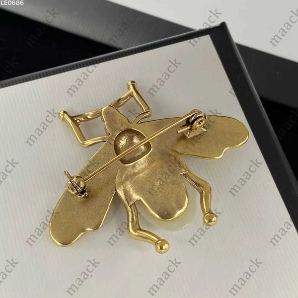 luxury designer fashion pins brooches brass material fading small bee male female same style m230411, Gray
luxury designer fashion pins brooches brass material fading small bee male female same style m230411, Gray