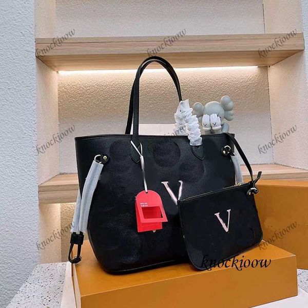 shoulder bag designer bag women's tote bag soft connection angled shopping beach fashion famous tote shoulder bag handbag 230410
shoulder bag designer bag women's tote bag soft connection angled shopping beach fashion famous tote shoulder bag handbag 230410