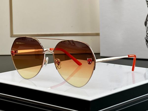 fashion carti luxury cool sunglasses designer womens popular police eyewear peach shaped lenses metal bear carved decoration gold polished f, White;black
fashion carti luxury cool sunglasses designer womens popular police eyewear peach shaped lenses metal bear carved decoration gold polished f, White;black