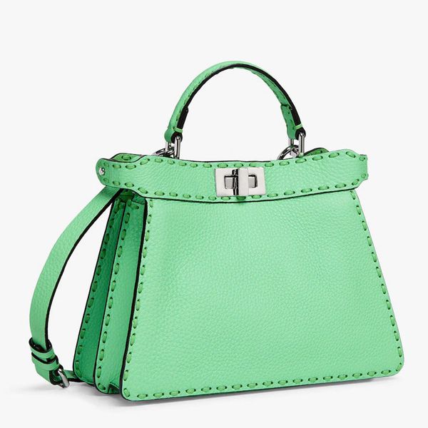 27cm designer tote bag macaroon women handle handbags crossbody bags shoulder bags shop bags genuine leather twist lock purse removable stra
27cm designer tote bag macaroon women handle handbags crossbody bags shoulder bags shop bags genuine leather twist lock purse removable stra