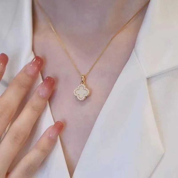 van clover necklace four leaf chain jewelry 925 silver lucky four leaf grass feminine light luxury ins cool red sided collar chain
van clover necklace four leaf chain jewelry 925 silver lucky four leaf grass feminine light luxury ins cool red sided collar chain