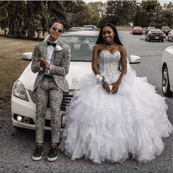 white sequined ball gown quinceanera dresses beaded sweetheart neck ruffled prom gowns organza lace up back sweet 16 pageant dress, Blue;red
white sequined ball gown quinceanera dresses beaded sweetheart neck ruffled prom gowns organza lace up back sweet 16 pageant dress, Blue;red