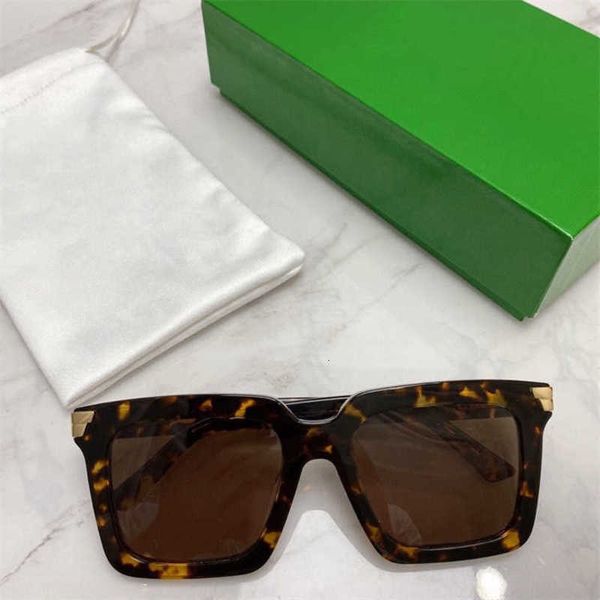 sunglasses womens fashion designer fashion personality square rimmed sunglasses trend street patting sunscreen glasses, White;black
sunglasses womens fashion designer fashion personality square rimmed sunglasses trend street patting sunscreen glasses, White;black