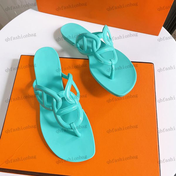 classic designer womens sandals flip-flops thong pig nose flat sandal outdoor pool beach shoes non-slip pad matte mule retro personality cas, Black
classic designer womens sandals flip-flops thong pig nose flat sandal outdoor pool beach shoes non-slip pad matte mule retro personality cas, Black