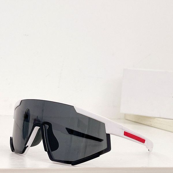 new fashion designer men and women driving sunglasses summer sps04w style uv400 anti-retro full-frame glasses, White;black
new fashion designer men and women driving sunglasses summer sps04w style uv400 anti-retro full-frame glasses, White;black