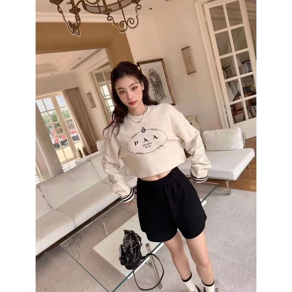 New Autumn Women Hoodies Pullover Embroidery Letter Decoration Contrast Rib Cuffs Short Waist Open Round Neck Long Sleeve Hoodie, Oat color
New Autumn Women Hoodies Pullover Embroidery Letter Decoration Contrast Rib Cuffs Short Waist Open Round Neck Long Sleeve Hoodie, Oat color