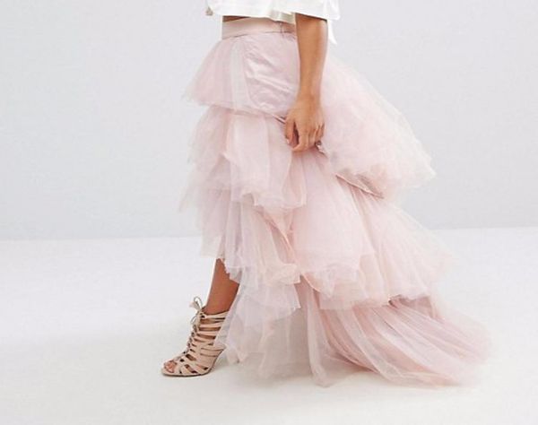 2017 elegant long women skirts high low floor lenth irregular tiered female skirts puffy asymmetrical floor maxi party skirt4426171, Black
2017 elegant long women skirts high low floor lenth irregular tiered female skirts puffy asymmetrical floor maxi party skirt4426171, Black