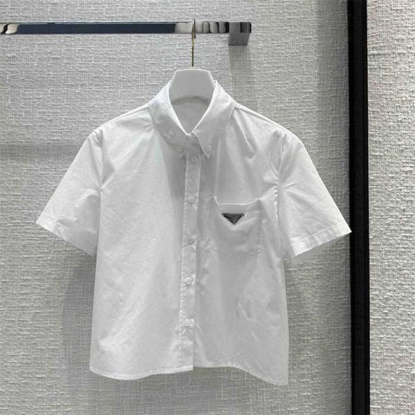 womens designer t shirt tracksuit family 2023 summer simple triangle pocket white shirt casual versatile top
womens designer t shirt tracksuit family 2023 summer simple triangle pocket white shirt casual versatile top