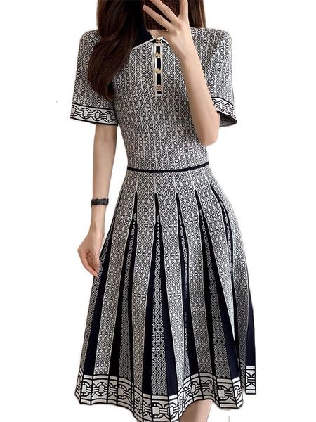 casual dresses vintage elegant knitted dress summer waist thin knitted short sleeve dress fashion women's wear 230410, Black;gray
casual dresses vintage elegant knitted dress summer waist thin knitted short sleeve dress fashion women's wear 230410, Black;gray