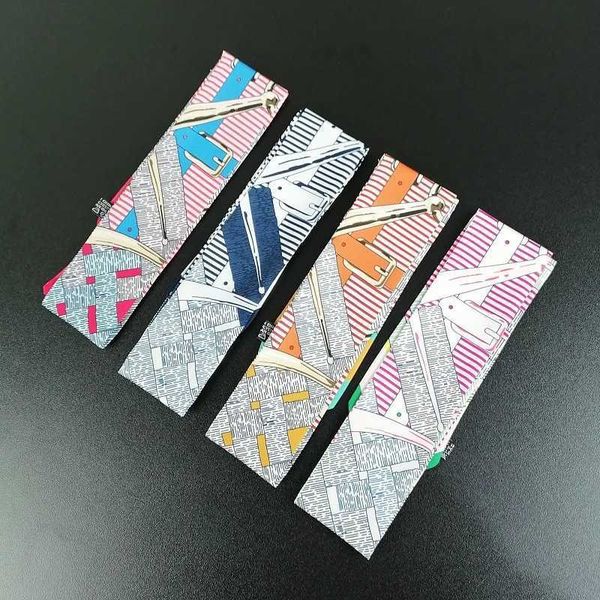handmade gift 2023 summer new twill silk imitation decoration small ribbon binding bag high grade, Black;purple
handmade gift 2023 summer new twill silk imitation decoration small ribbon binding bag high grade, Black;purple