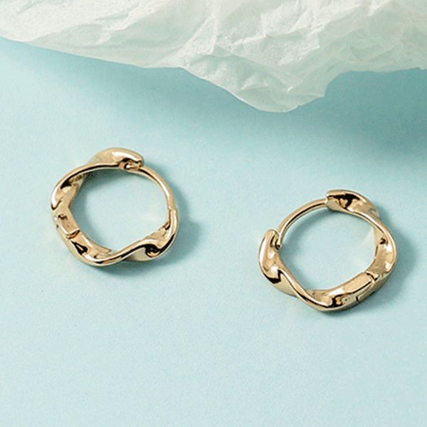 designer earrings studs light luxury wave trend wedding christmas day gift earrings buckle earrings, Golden
designer earrings studs light luxury wave trend wedding christmas day gift earrings buckle earrings, Golden