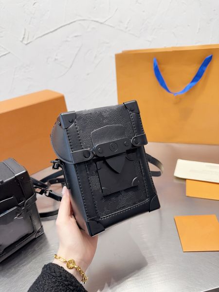 mt men's chest reclining purse messenger bag shoulder bags black designer purse mobile phone bag men's handbag designer backpack
mt men's chest reclining purse messenger bag shoulder bags black designer purse mobile phone bag men's handbag designer backpack
