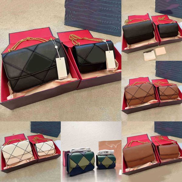shoulder bags thick chain handbag golden brick pack crossbody leather luxury designer splicing crossbody female purses trendy print handbag
shoulder bags thick chain handbag golden brick pack crossbody leather luxury designer splicing crossbody female purses trendy print handbag