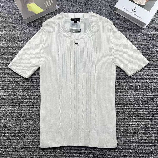 women's t-shirt designer 2023 summer new chic style celebrity slim fit round neck knitted short sleeves advanced design sense for women, White
women's t-shirt designer 2023 summer new chic style celebrity slim fit round neck knitted short sleeves advanced design sense for women, White