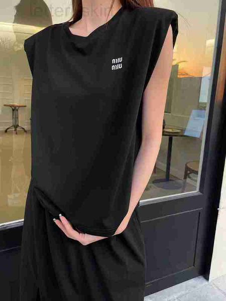 two piece dress designer 23ss spring/summer new set embroidered sleeveless right angle shoulder pad flying sleeve t-shirt women's wide, White
two piece dress designer 23ss spring/summer new set embroidered sleeveless right angle shoulder pad flying sleeve t-shirt women's wide, White
