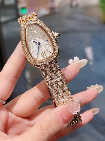 fashionable women's watches a popular diamond fashion watch explosive selling diamond fashion women's watch, Slivery;golden
fashionable women's watches a popular diamond fashion watch explosive selling diamond fashion women's watch, Slivery;golden
