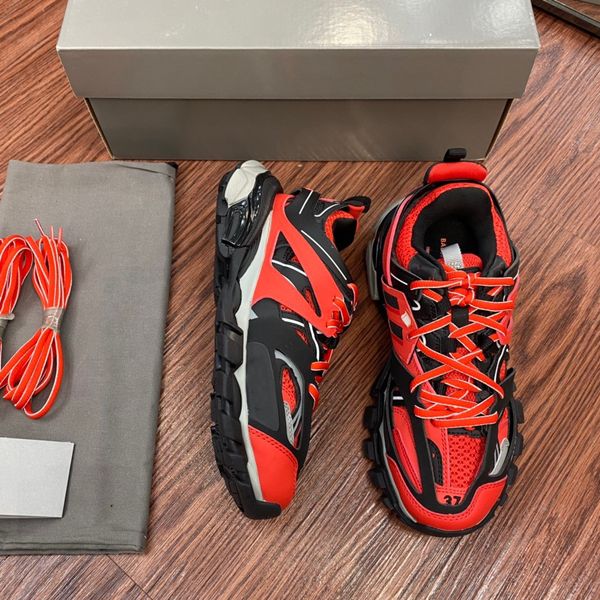 designer casual shoes track 3.0 18ss tess s sneakers paris men women triple white black pink grey beige orange blue platform tracks 3
designer casual shoes track 3.0 18ss tess s sneakers paris men women triple white black pink grey beige orange blue platform tracks 3
