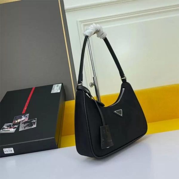 2023 new genuine leather classic luxurys designers bags shoulder portable underarm bag women's fashion crossbody with counter colorful, Black;red
2023 new genuine leather classic luxurys designers bags shoulder portable underarm bag women's fashion crossbody with counter colorful, Black;red