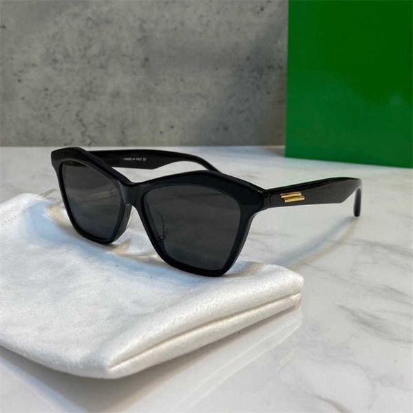 sunglasses ladies designer fashion women cat eye sunglasses sunglasses trend street patting sunscreen glasses, White;black
sunglasses ladies designer fashion women cat eye sunglasses sunglasses trend street patting sunscreen glasses, White;black