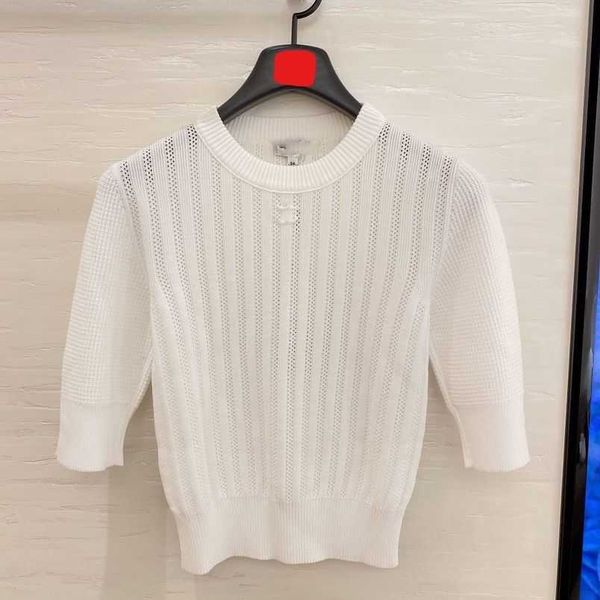 womens designer t shirt tracksuit shirt spring 2023 celebrity embroidery cutout temperament sweet pullover round neck sleeve knitted women, White;black
womens designer t shirt tracksuit shirt spring 2023 celebrity embroidery cutout temperament sweet pullover round neck sleeve knitted women, White;black